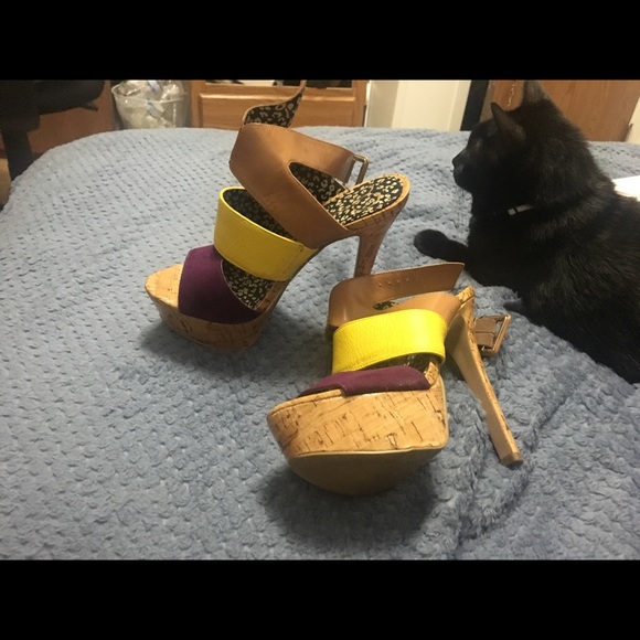 Jessica Simpson Shoes - Jessica Simpson open toes shoes.. size 5 1/2